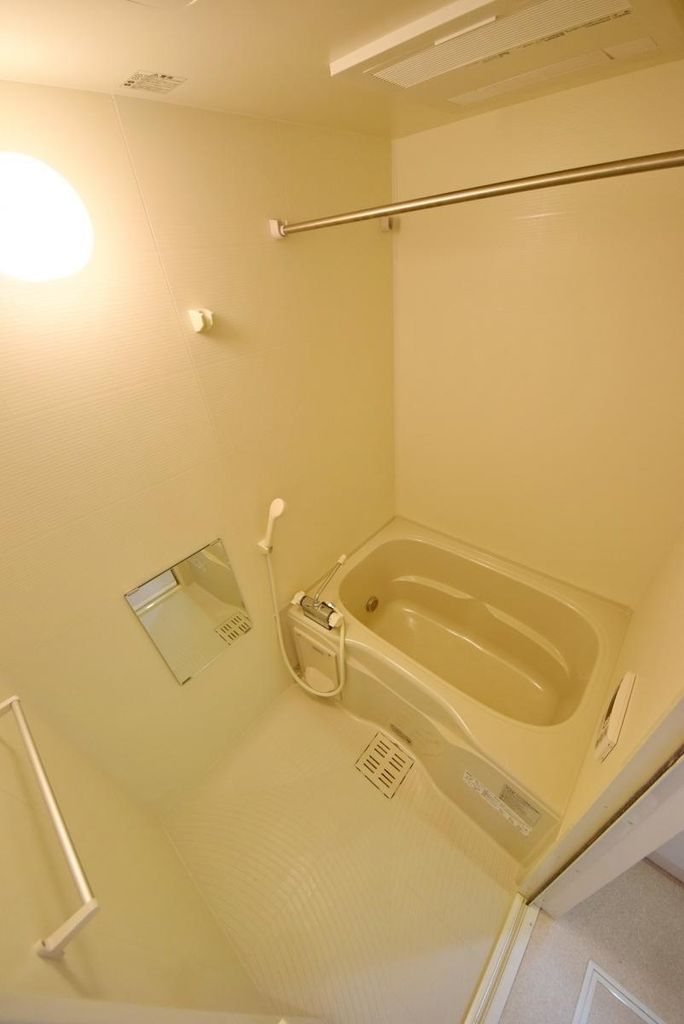 バス・シャワールーム　バス