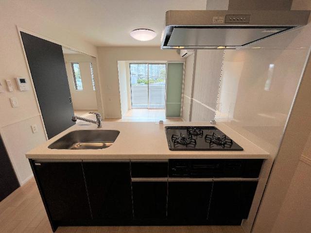 キッチン　キッチン（イメージ）