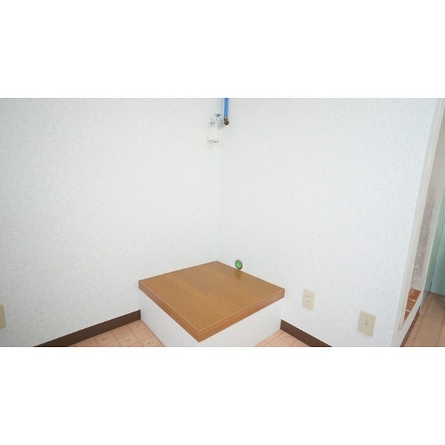 その他部屋・スペース　洗濯機置場（同仕様タイプ）