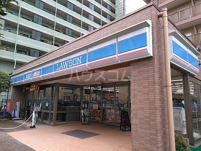 コンビニ　ローソン 篠崎町七丁目店（コンビニ）まで600m