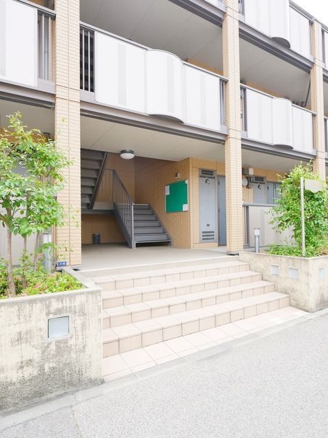 エントランス　★エントランスです★