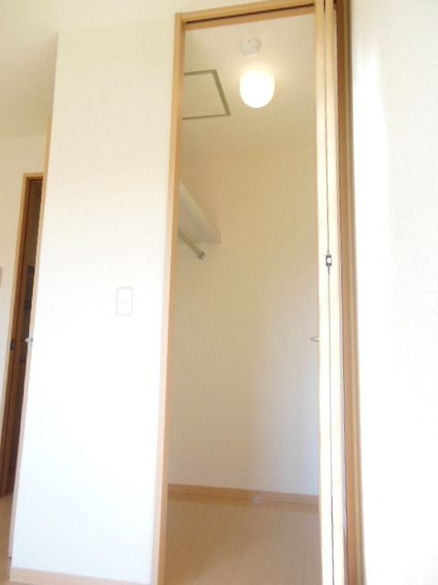 収納　★ウォークインＣＬ★