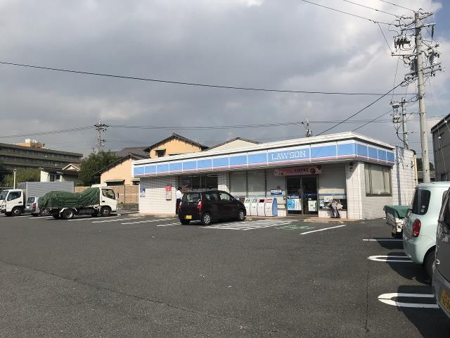 コンビニ　ローソン四日市羽津山店（コンビニ）まで951m