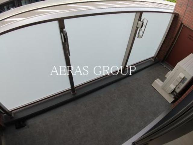 バルコニー　同仕様バルコニー