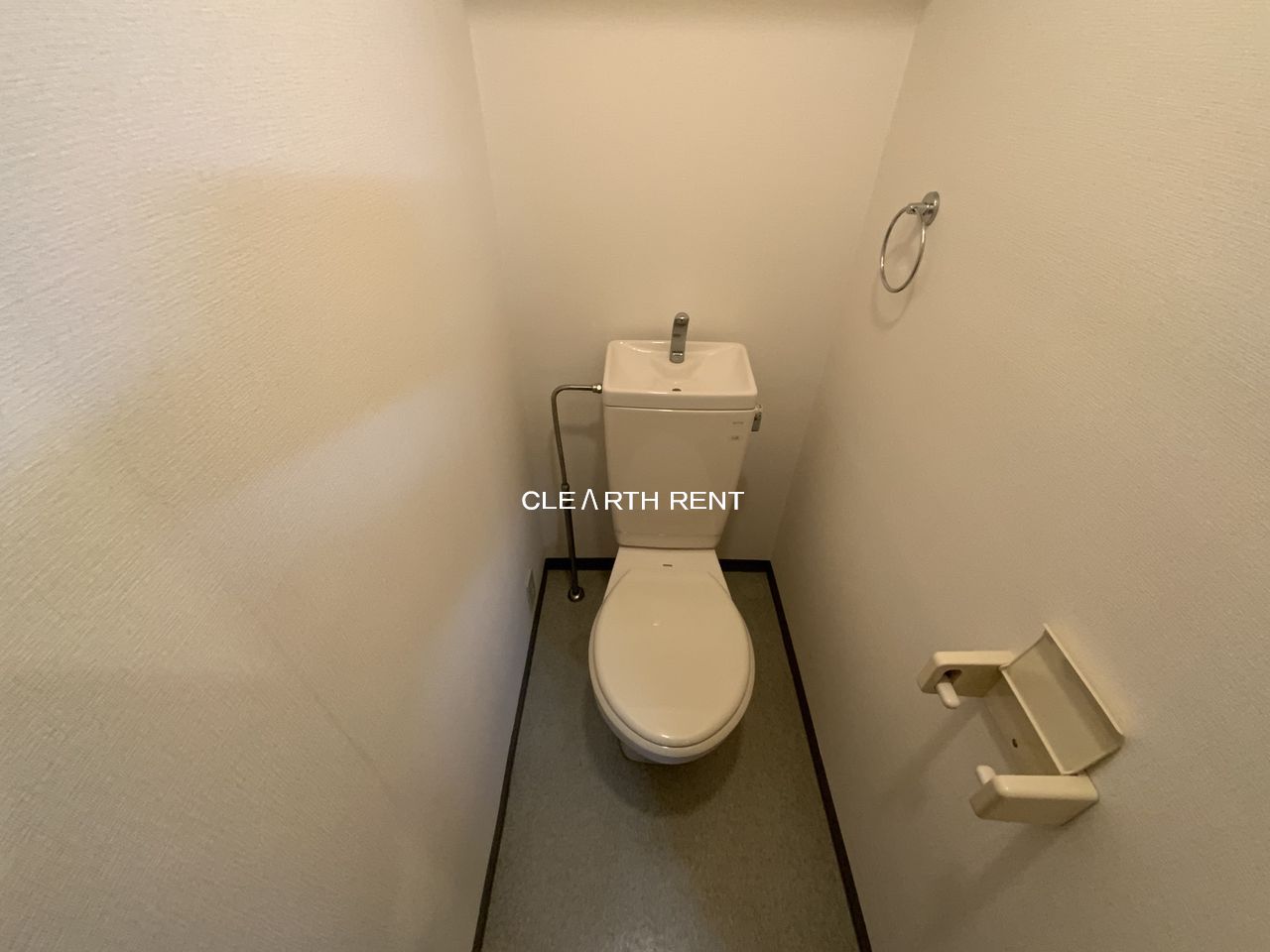 トイレ　別住戸写真となります。