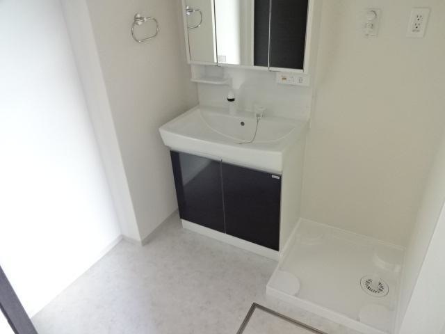 洗面設備　洗髪洗面化粧台