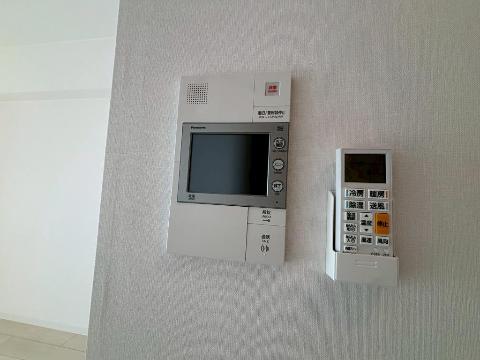セキュリティ　カメラ付インターホン（イメージ）
