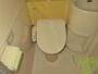 トイレ　温水洗浄便座付きのトイレは、使用しやすくうれしいですね。