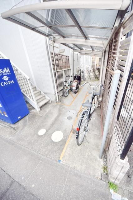 その他共有部分　★屋根付き駐輪場です★
