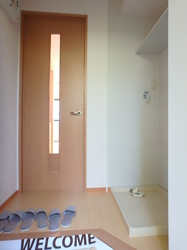 玄関　図面と現状に相違がある場合には現状を優先