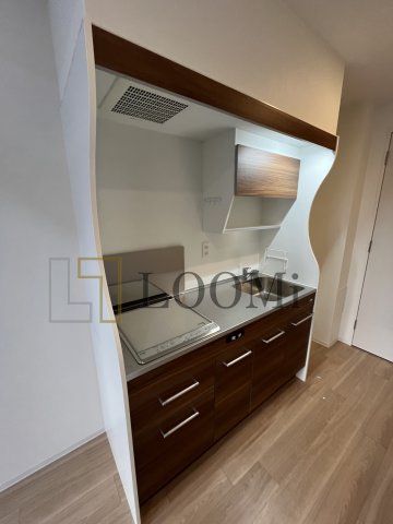 キッチン　セレニテ難波ミラク参番館　システムキッチン