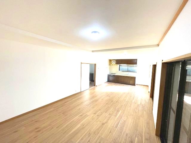 居室・リビング　使いやすい居間です