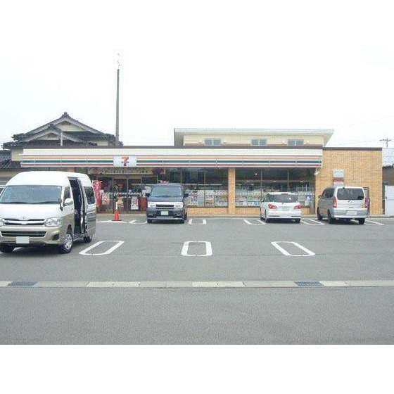 コンビニ　セブンイレブン富山笹倉店（コンビニ）まで200m