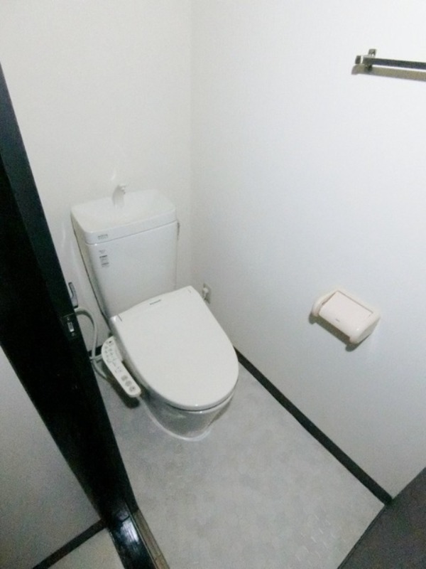 トイレ　図面と現状に相違がある場合には現状を優先