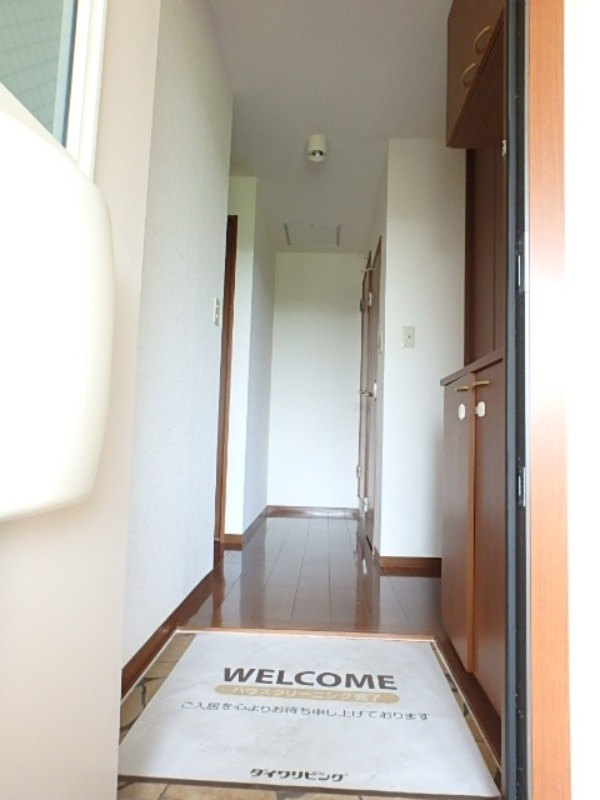 玄関　図面と現状に相違がある場合には現状を優先