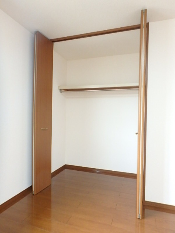 収納　図面と現状に相違がある場合には現状を優先