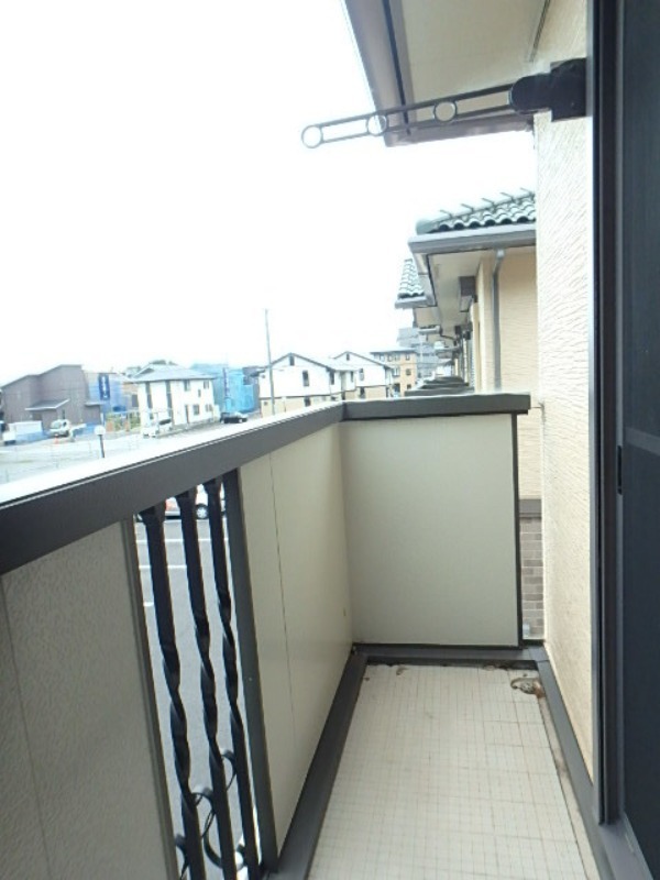 バルコニー　図面と現状に相違がある場合には現状を優先