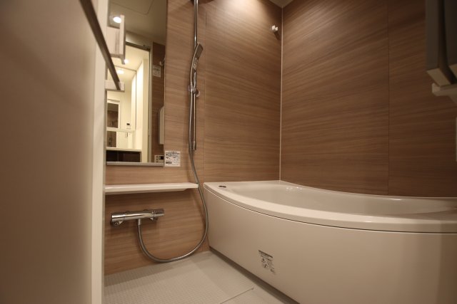 バス・シャワールーム　※別号室の参考写真です※