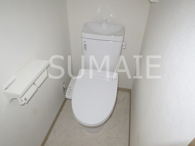 トイレ　ウォシュレット付きトイレ。