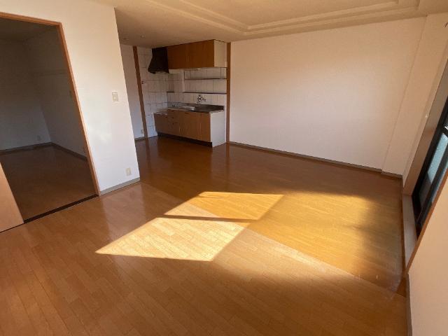 居室・リビング　リビング