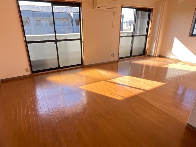 居室・リビング　リビング