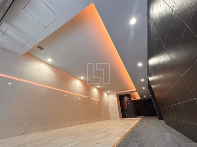 ロビー　セレニテフラン本町　ロビー