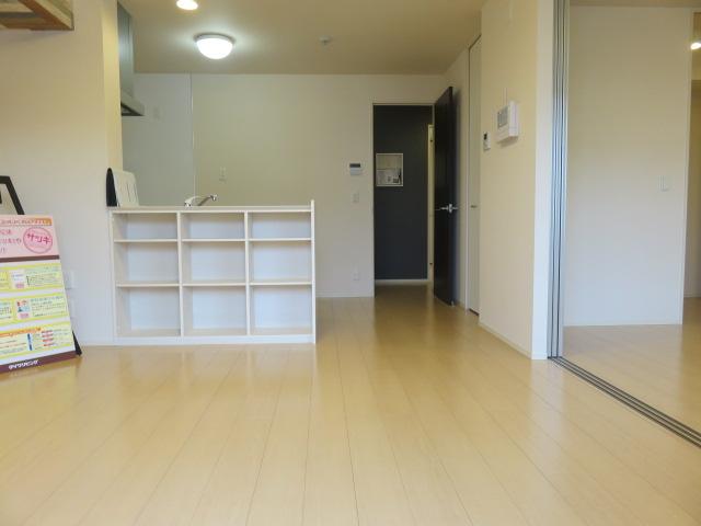 居室・リビング　広々としたお部屋です