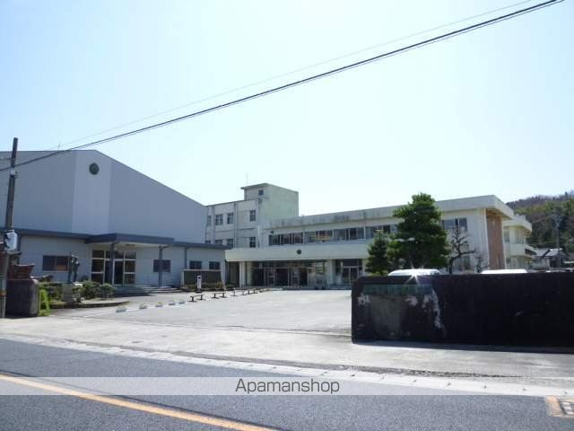 小学校　土岐津小学校（小学校）まで375m