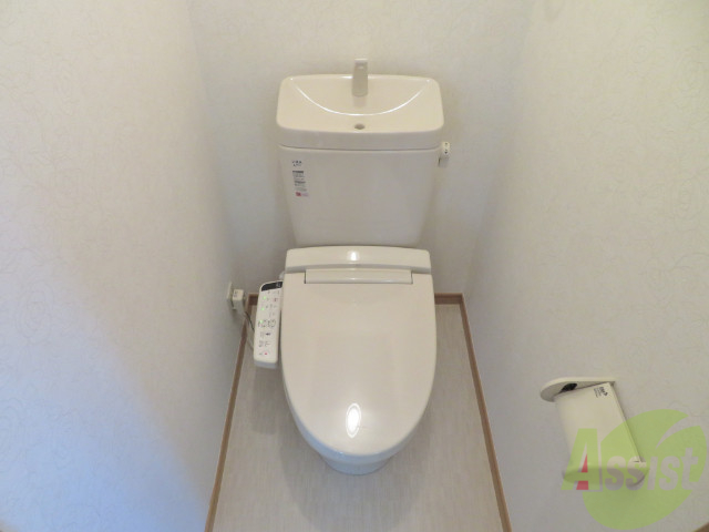 トイレ　こちらはトイレです。清潔感があり、安心して使用できます。