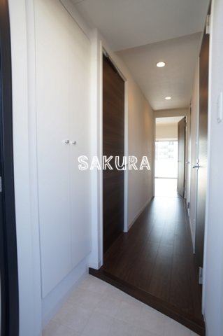 玄関　ゆとりある玄関スペース♪