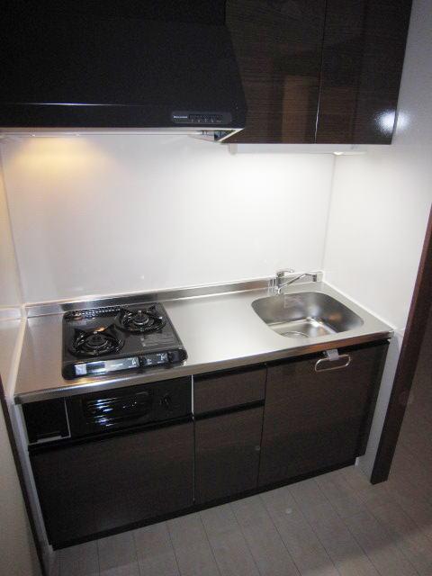 キッチン　2口ガスコンロ付き