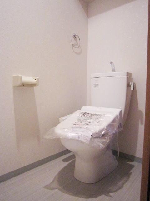 トイレ　ウォシュレット有り！