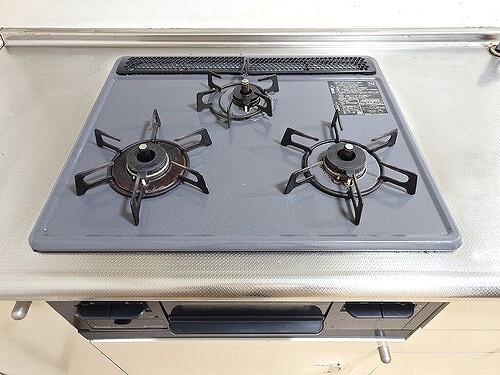 その他設備　3口ガスコンロ