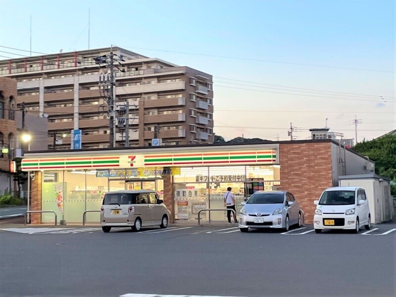 コンビニ　セブンイレブン伊集院徳重店（コンビニ）まで176m