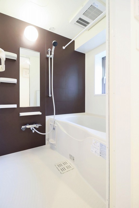 バス・シャワールーム　浴室乾燥機完備♪