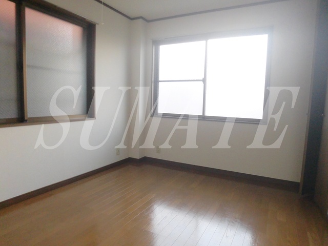 居室・リビング　明るいお部屋