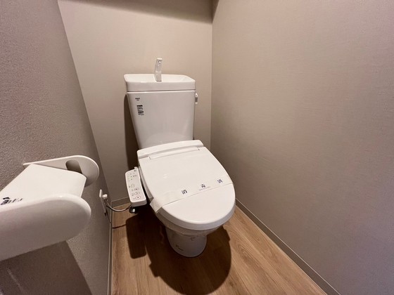 トイレ　※別部屋の写真です