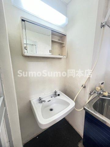 洗面設備　広い洗面スペース