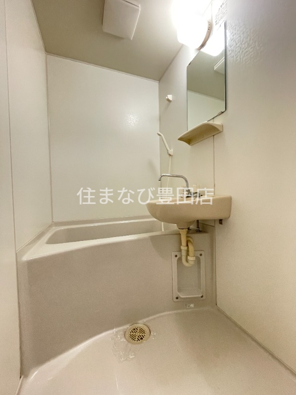 バス・シャワールーム　同型タイプ