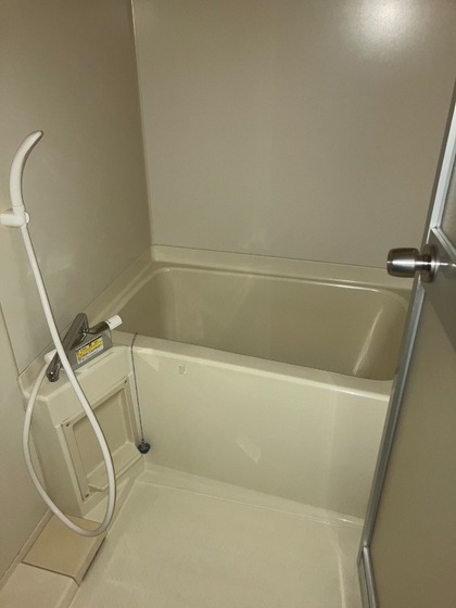 バス・シャワールーム　※他号室の写真です