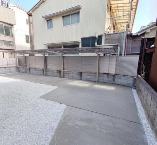 駐車場　駐輪場