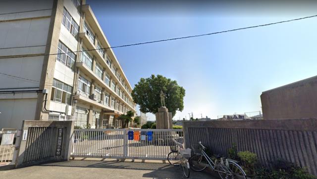 小学校　姫路市立英賀保小学校（小学校）まで100m