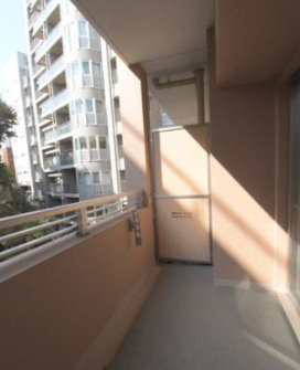 バルコニー　別室参考画像です。