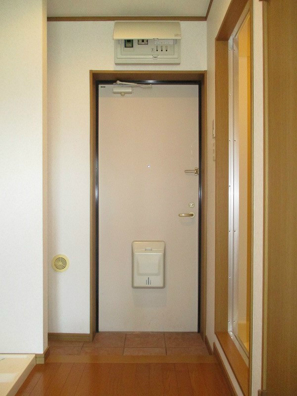 玄関　別部屋参考写真