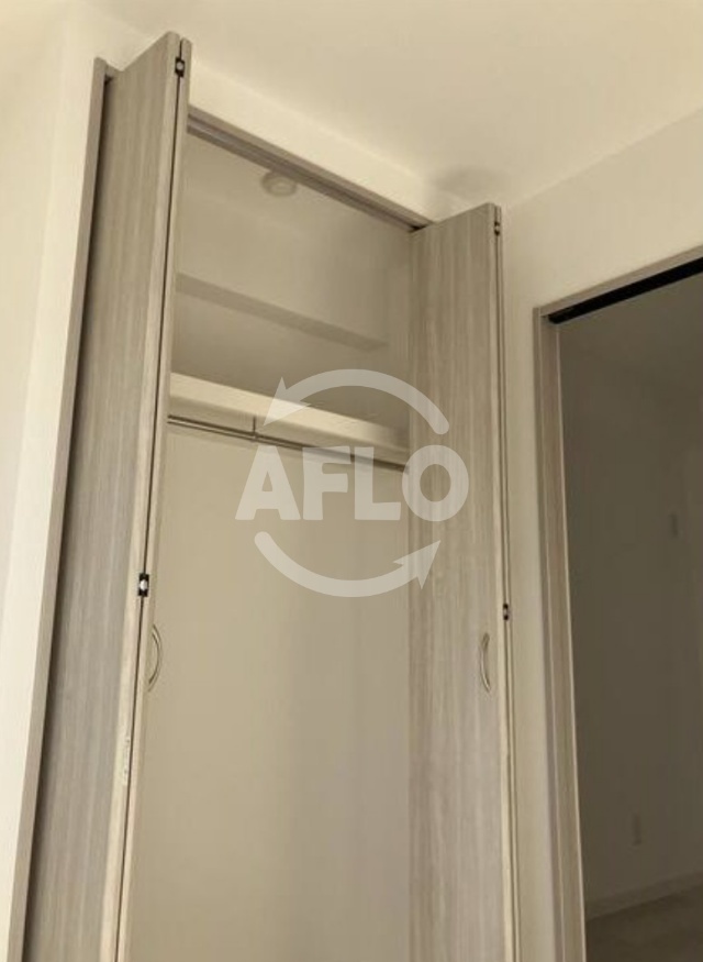 収納　Alivis新町　クローゼット