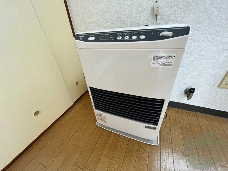 その他設備　灯油暖房です。札幌の寒い冬もこれで大丈夫！