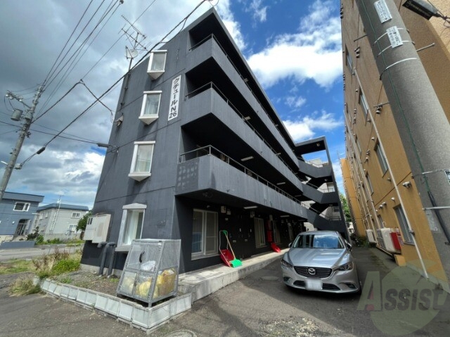建物外観　札幌市北区北２６条西「クチュールＮ２６」