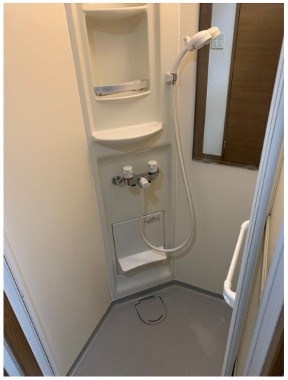 バス・シャワールーム　コンパクトで使いやすいシャワールームです