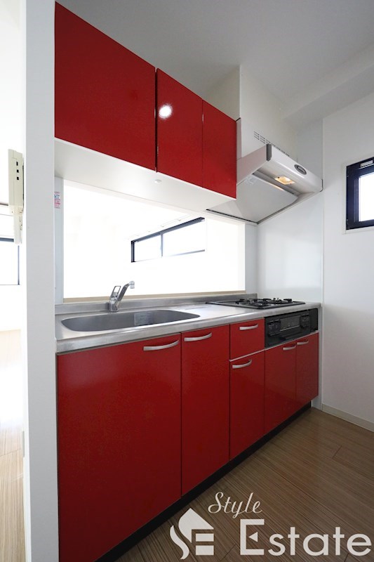 キッチン　システムキッチン（ガス3口+グリル）