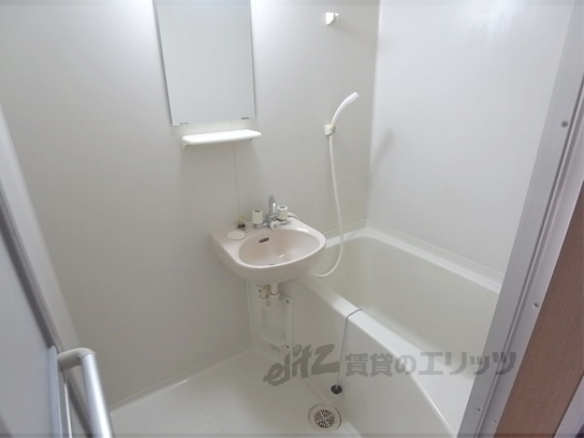 バス・シャワールーム　ユニットバス